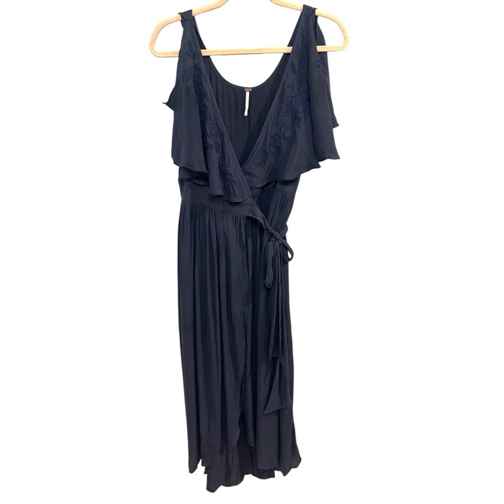 Free People Fiona Maxi Wrap Dress Embroidered Navy Blue XS EUC AD 1019